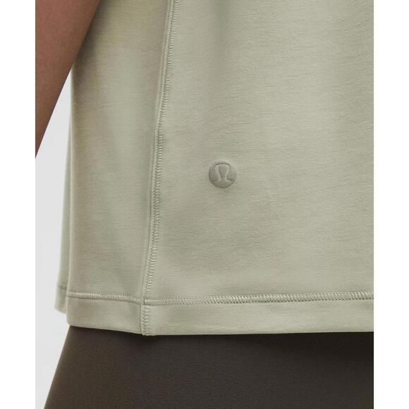 NWT Lululemon Jersey Training Short-Sleeve Shirt Fog Green Size 6 - Picture 8 of 8